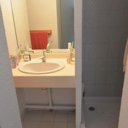 Two-bedroom With Canal View 114 דירה אגדה