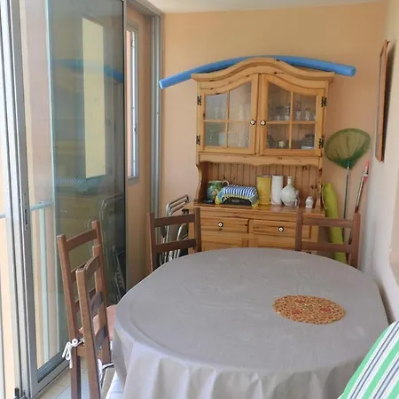 דירה Two-bedroom With Canal View 114 *